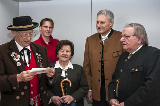 Ehrenschirmherrenbitten